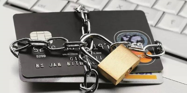 читать дальше Как снять арест с карты: рассчитаться с взыскателем, не иметь счета или списать долги читать дальше Как снять арест с карты: рассчитаться с взыскателем, не иметь счета или списать долги