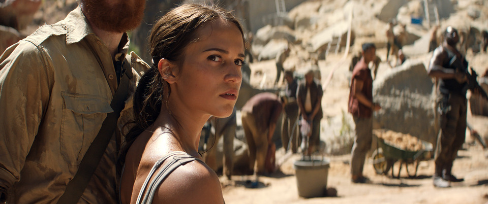 кадры из фильма Tomb Raider: Лара Крофт кадры из фильма Tomb Raider: Лара Крофт