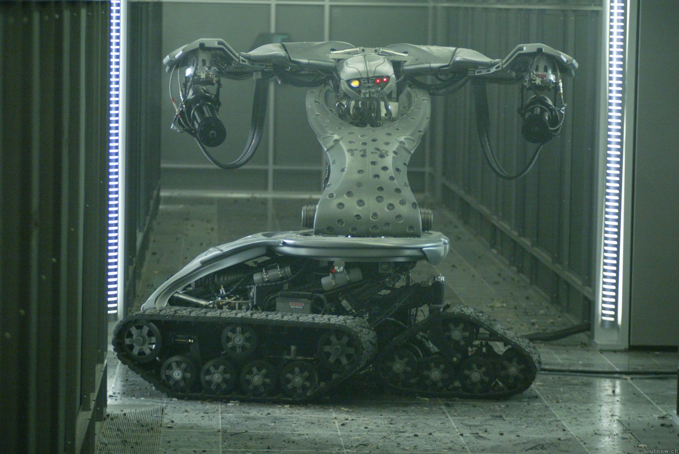 картинки страшных роботов