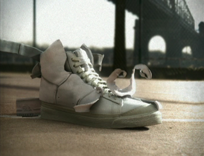 Nike — Evolution (2004) к фильму Короткометражные работы Нила Бломкэмпа