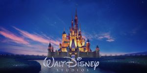 Disney приостанавливает поставку своих фильмов в российские кинотеатры