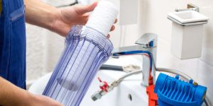 Технология замены фильтра для воды