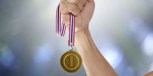 Как заказать медаль на заказ: шаги к индивидуальному успеху