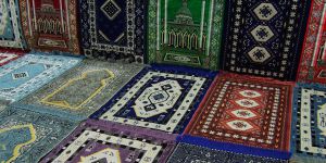 Где искусство встречается с верой: Магия гобеленовых и мусульманских ковров