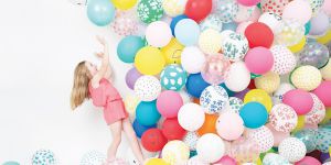 Секреты создания воздушных композиций для детских праздников