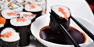 Искусство японских роллов: от традиционных техник до секретов мастерства