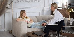 Чем занимается телесный психолог?
