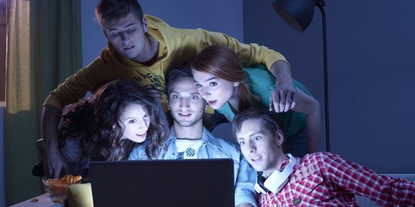 Преимущества просмотра сериалов в онлайн кинотеатрах