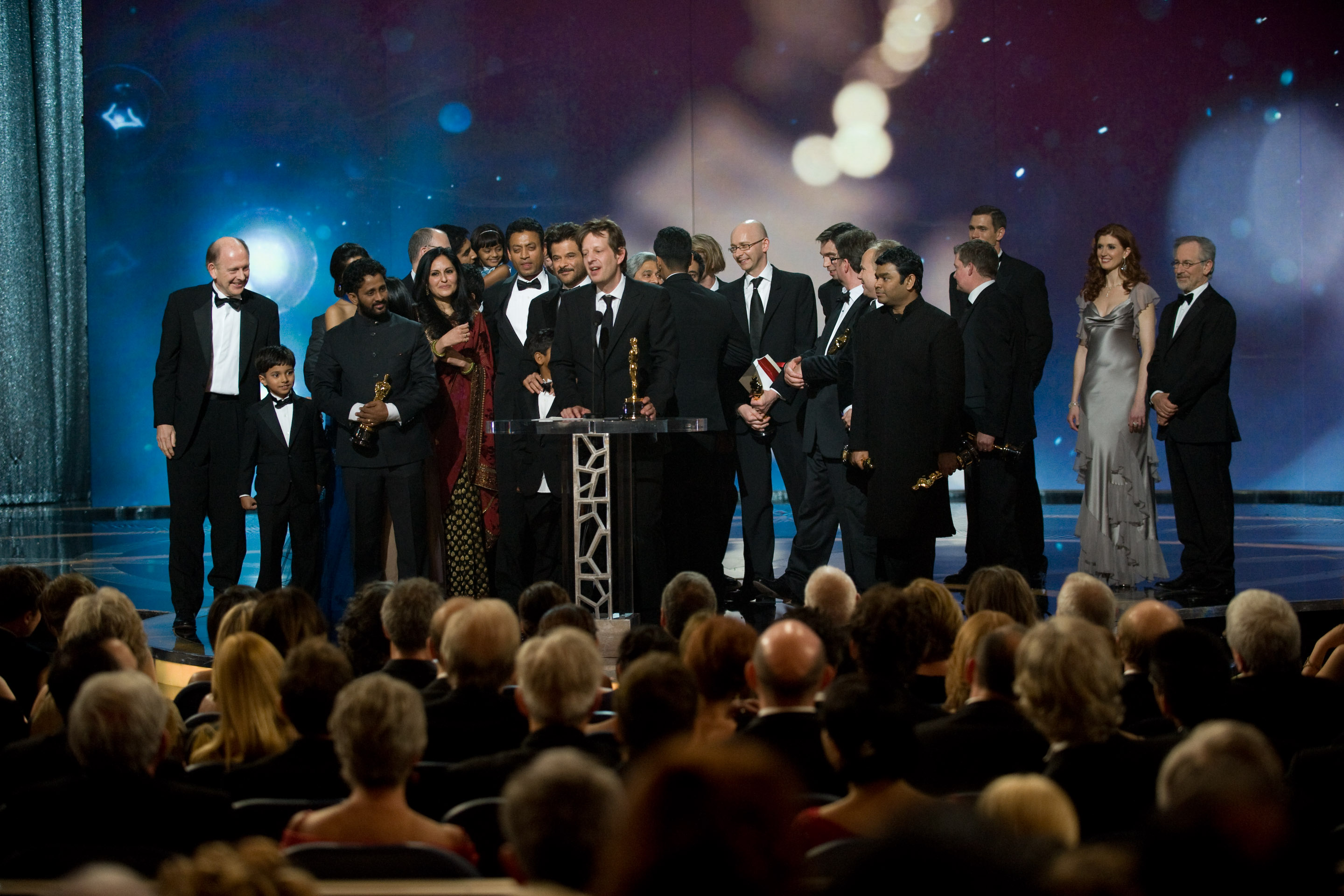 Церемония награждения лучших. Кадри - 81-я церемония вручения премии "Оскар". Награждение на сцене. Церемония награждения Оскар.