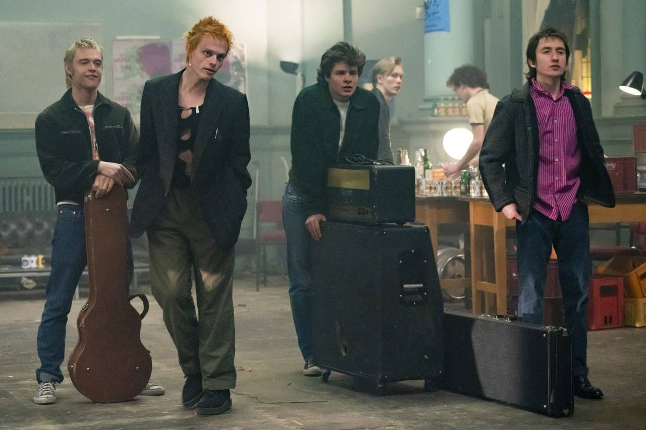 Фотографии, постеры и кадры из сериала Sex Pistols.