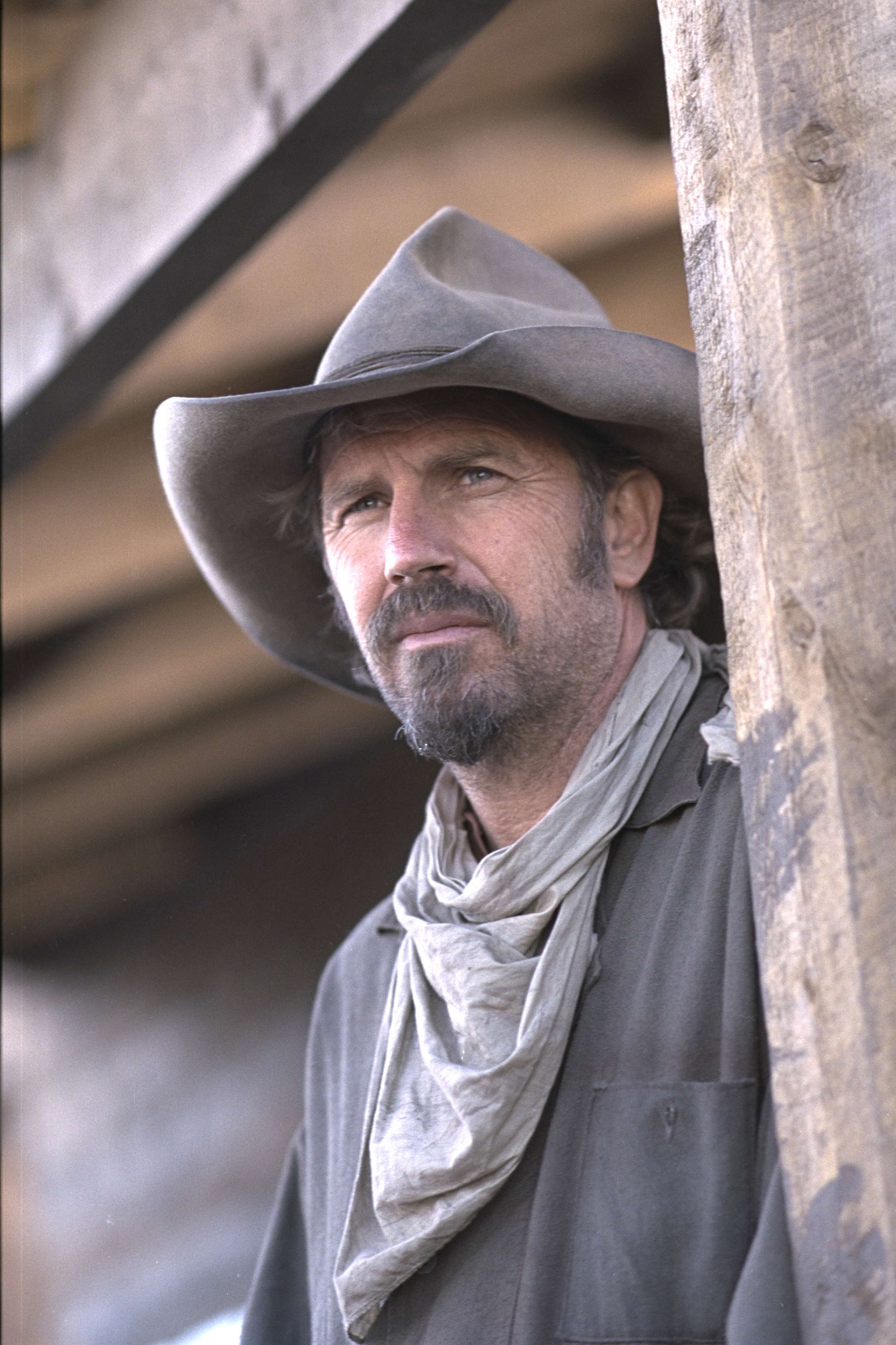 Open range. Вестерны Костнер. Кевин Костнер 2003. Открытый простор фильм 2003. Кевин костёр открытый простор.