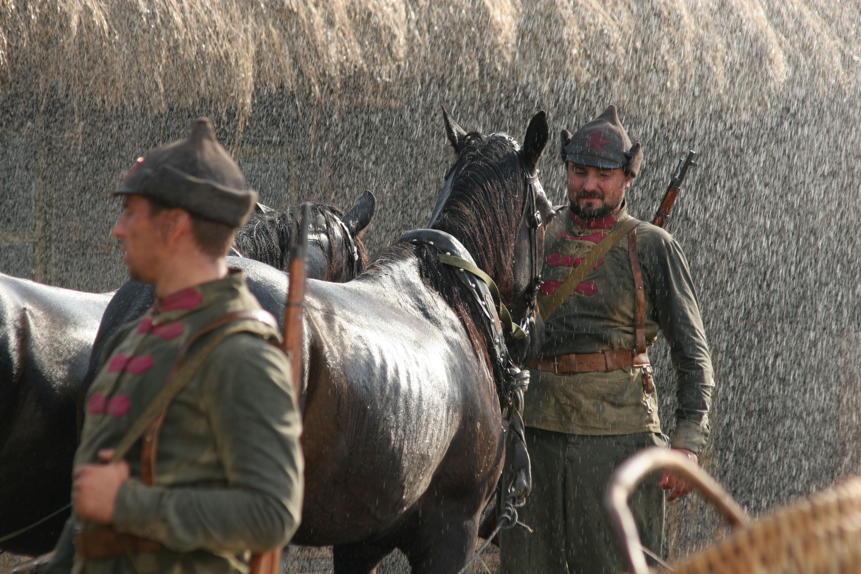 Жила была баба. Жила-была одна баба фильм. Фильм «жила-была одна баба» (1987-2011) Андрея Смирнова. Жила-фильм жила была одна баба была одна баба фильм 2011. Жила была одна баба 2 серия.