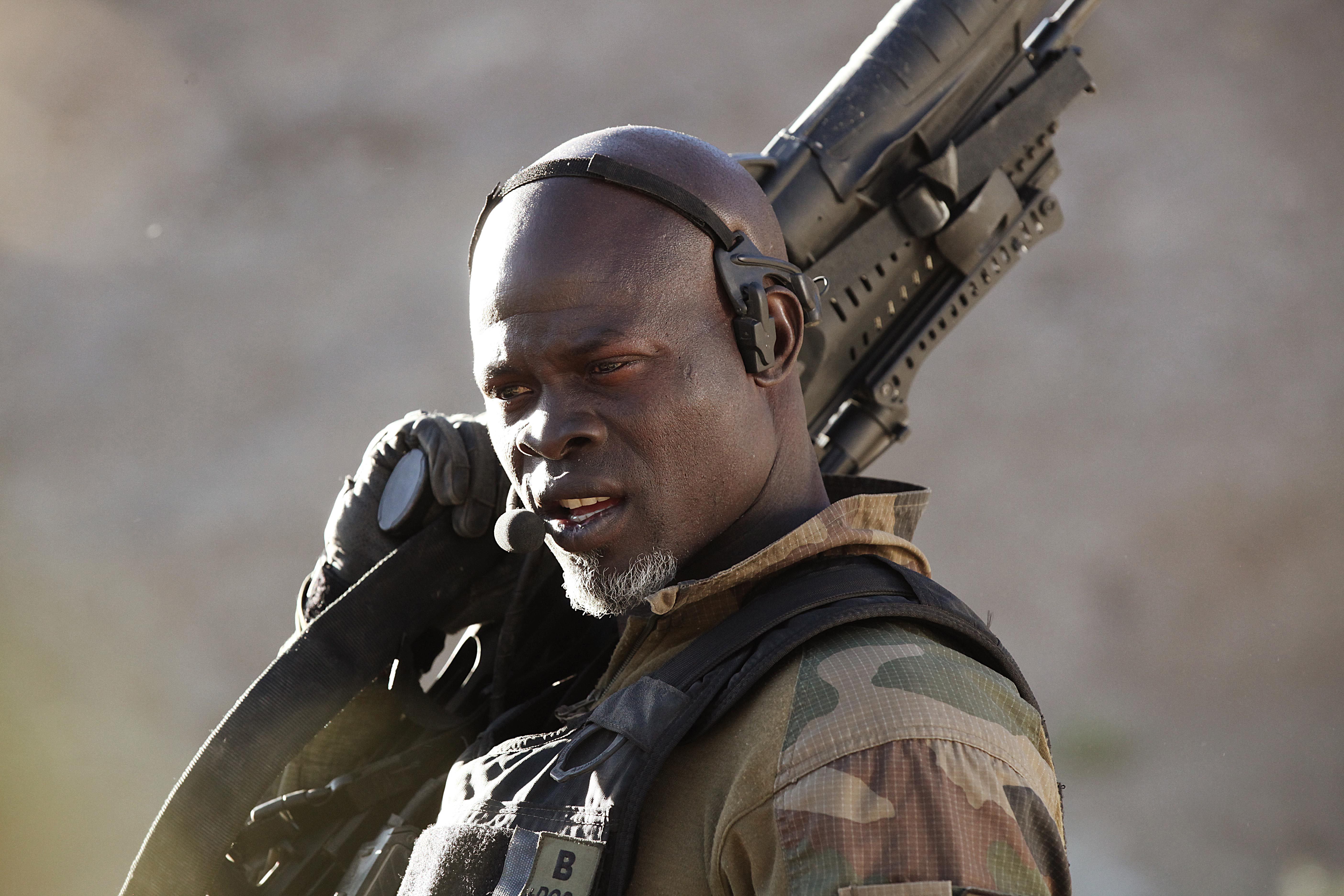 Особого назначения. Джимон Хонсу Звездные врата. Djimon Hounsou 2021. Фильм Forces speciales. Ален Фиглаж.