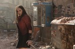 Мстители: Эра Альтрона, кадры из фильма, Элизабет Олсен