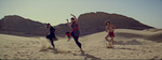 Танцующий в пустыне, кадры из фильма, Фрида Пинто, Том Каллен, Рис Ричи