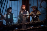 Джонни Депп, кадры из фильма, Стивен Грэм, Джонни Депп, Робби Кэй, Пираты Карибского моря: На странных берегах