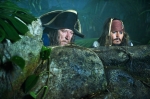 Пираты Карибского моря: На странных берегах, кадры из фильма, Джеффри Раш, Джонни Депп