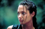Лара Крофт: Расхитительница гробниц, кадры из фильма, Анджелина Джоли